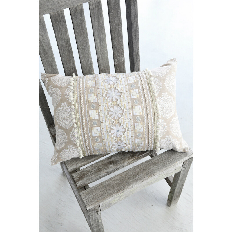 ベルジュエンボクッション