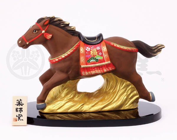 【別途送料】★開運招福の干支★ 縁起の良い置物【錦彩 招福午(駿馬)】 5,005円