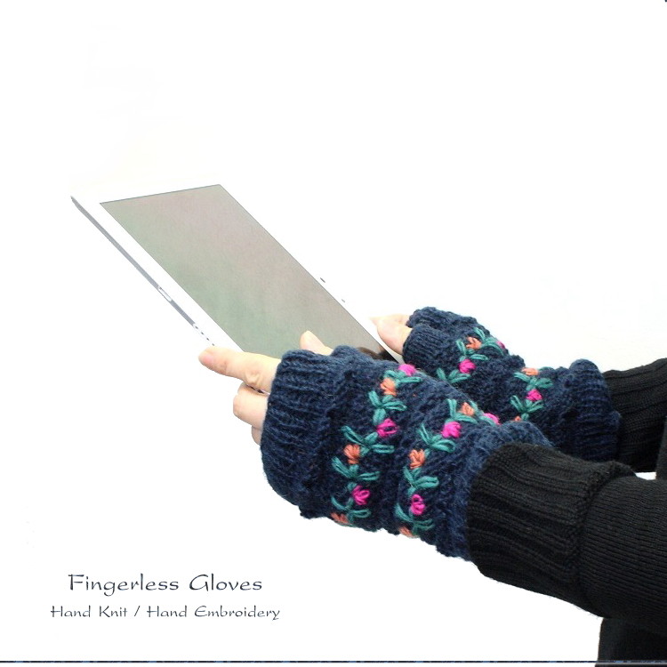 stores that sell fingerless gloves