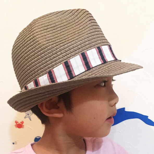 girl on the hat