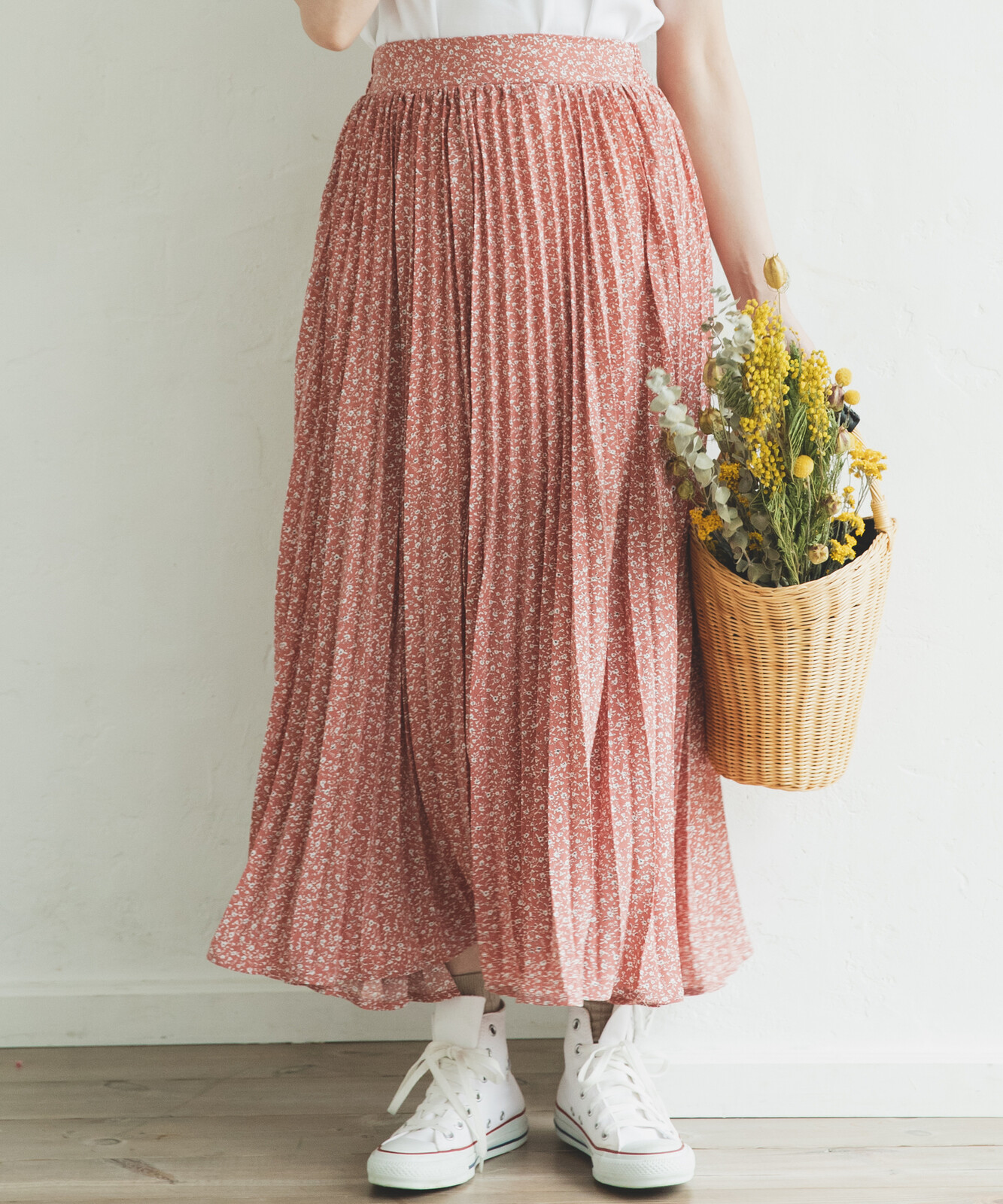 floral pleated maxi skirt