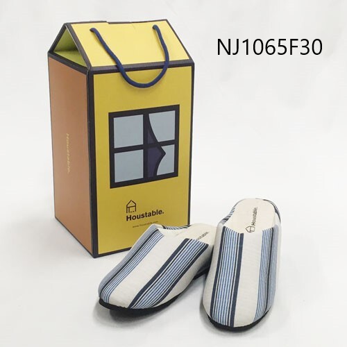 slipper size