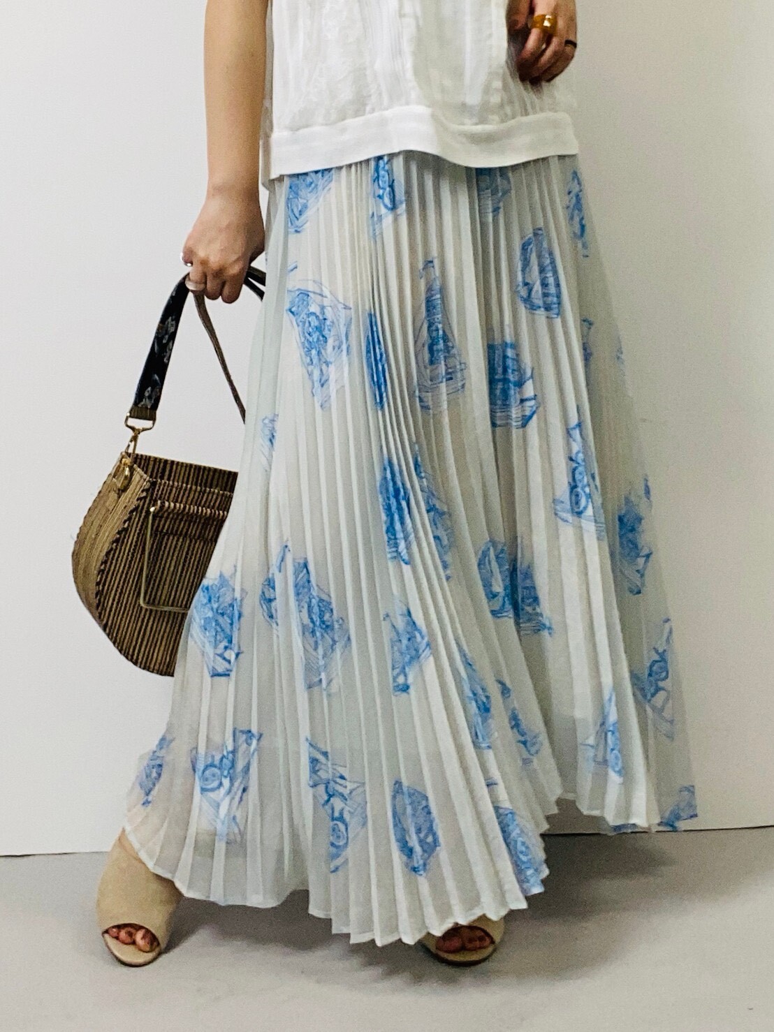 electric pleated maxi skirt