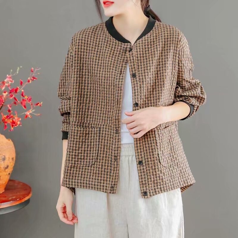 ladies short beige jacket