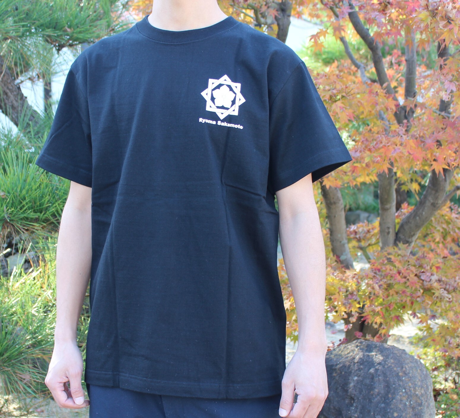 家紋tシャツ 坂本龍馬 幕末の天才ネゴシエーターの商品ページ 卸 仕入れサイト スーパーデリバリー 家紋tシャツ 坂本龍馬 幕末の天才ネゴシエーターの商品ページ 卸 仕入れサイト スーパーデリバリー