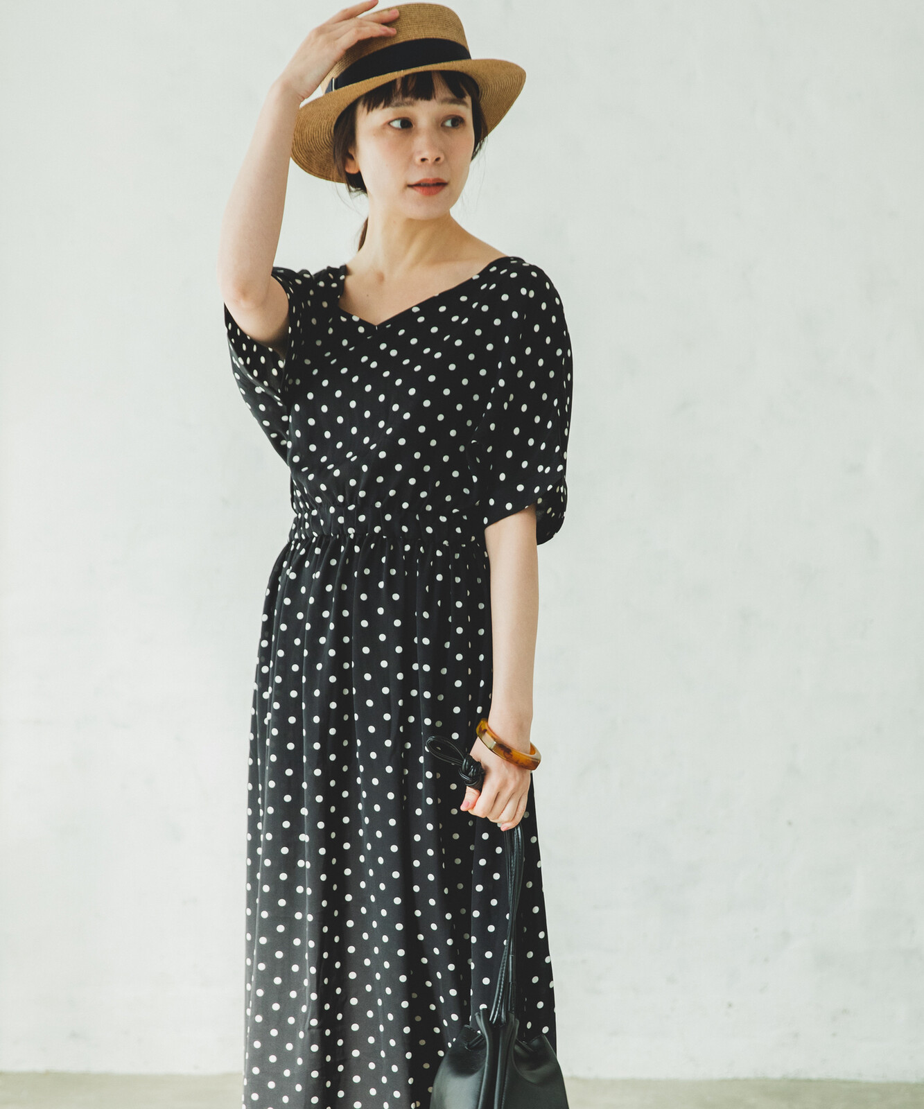 Short Sleeve V Neck Dot Floral Pattern Waist Mark Flare One Piece Dress Import Japanese Products At Wholesale Prices Super Delivery Short Sleeve V Neck Dot Floral Pattern Waist Mark Flare One Piece Dress Import Japanese Products At Wholesale Prices Super Delivery